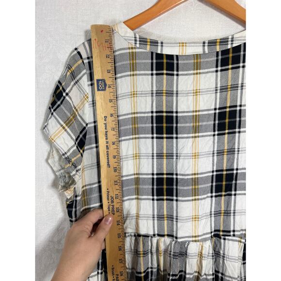 Torrid Shirt Dress 2 2X Black White Gold Plaid Short Sleeve Knee Buttons - Picture 10 of 11